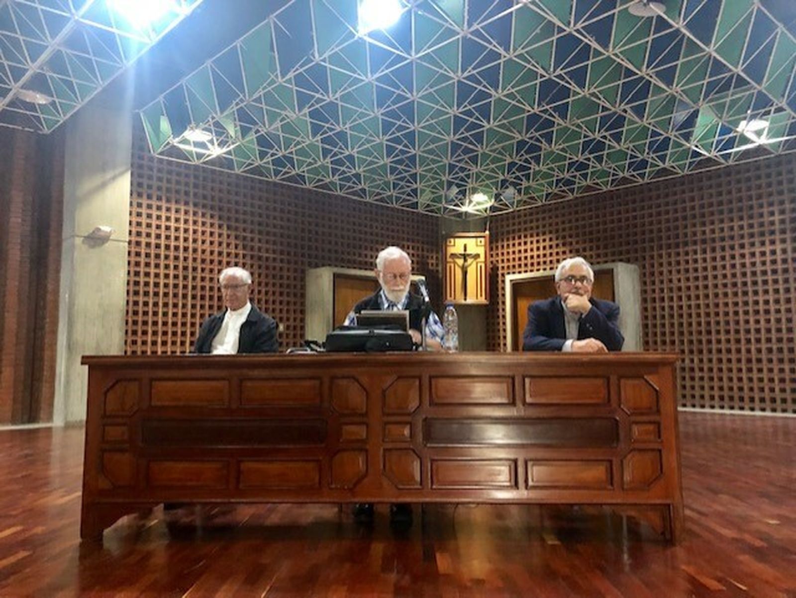 Prosigue el congreso en Caracas