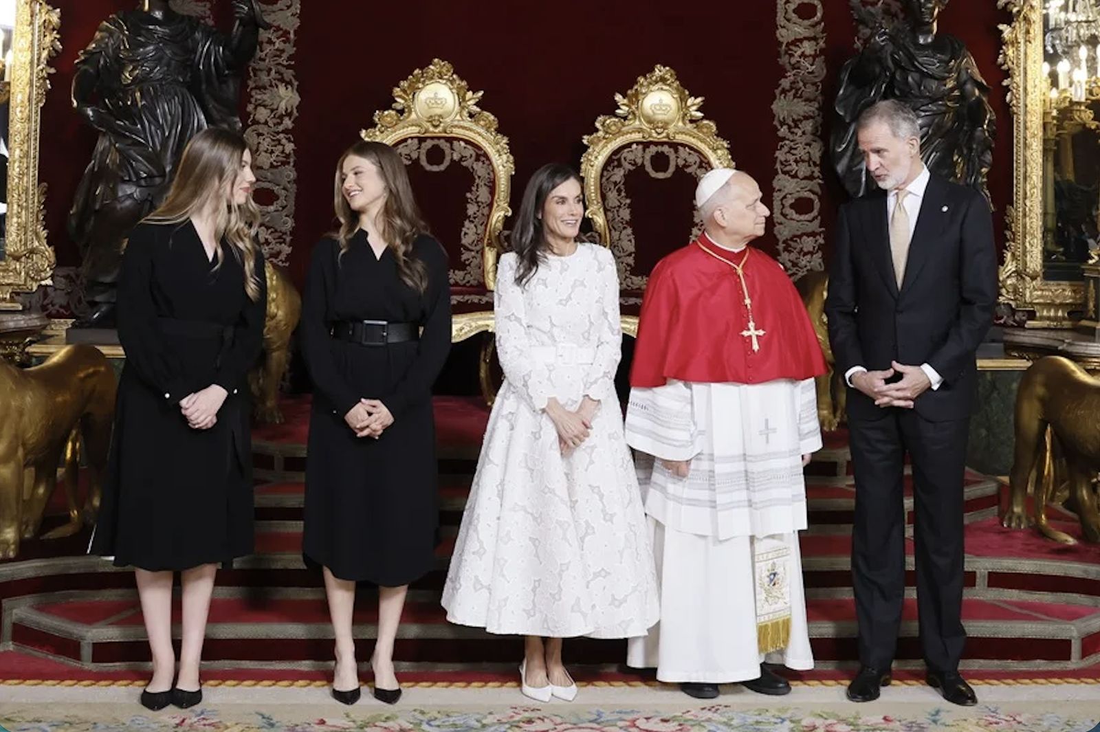 El Papa con los Reyes y sus hijas