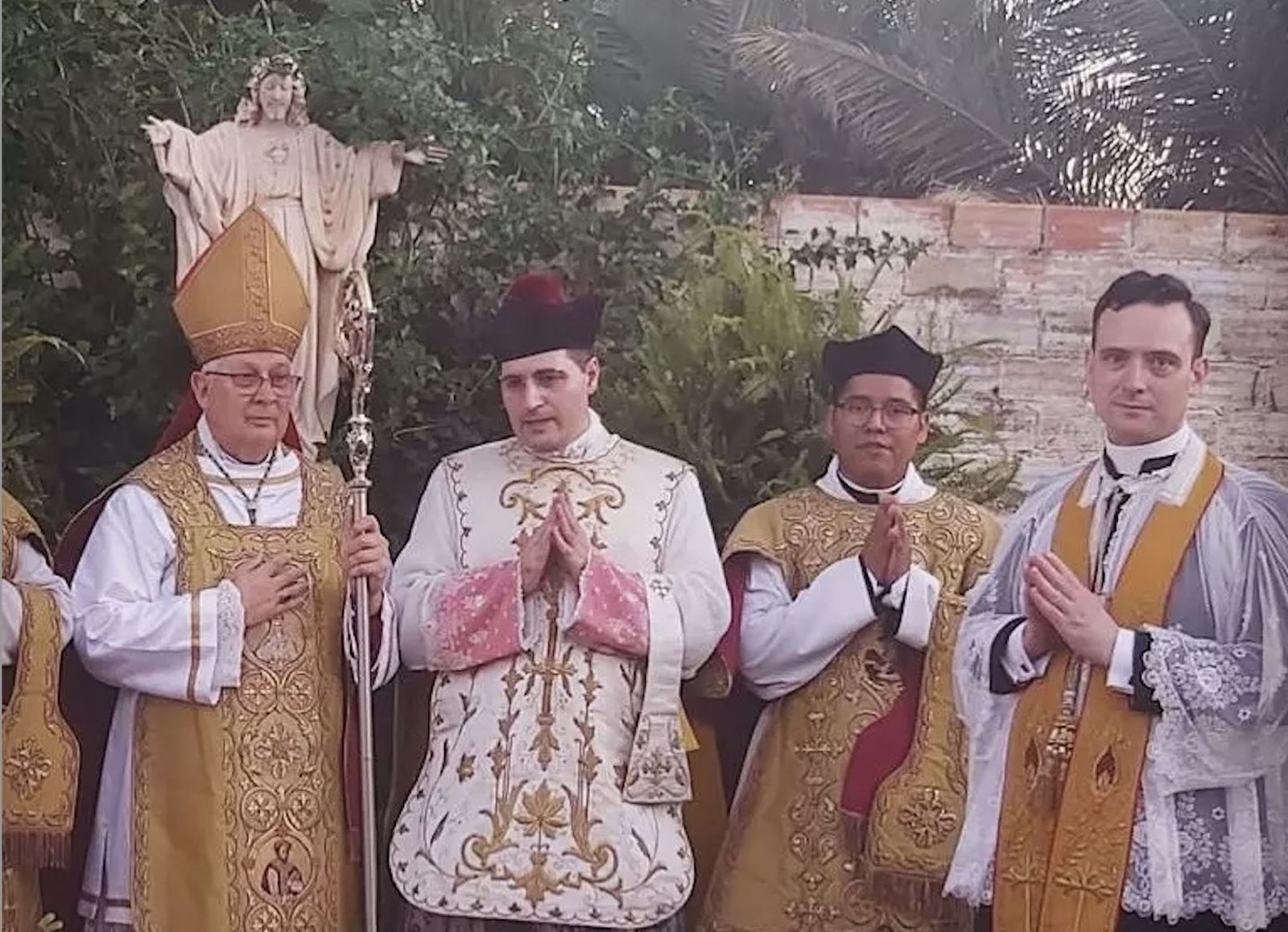 De izquierda a derecha, Subirón y De Rojas