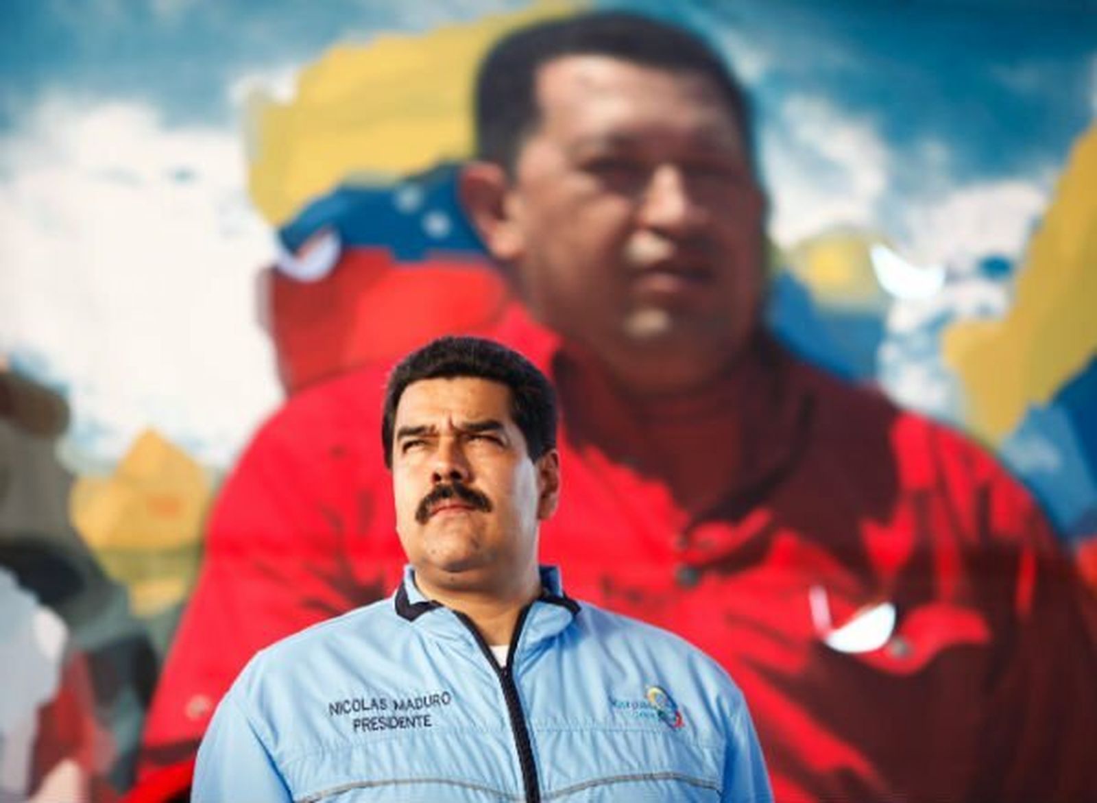 Maduro, ante un retrato de Chávez