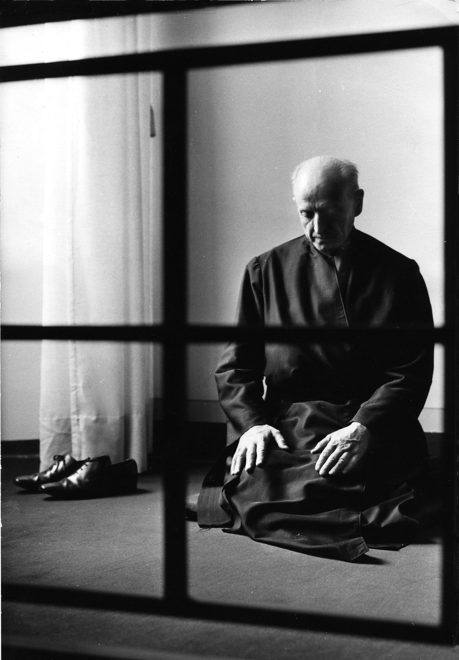 Pedro Arrupe en oración