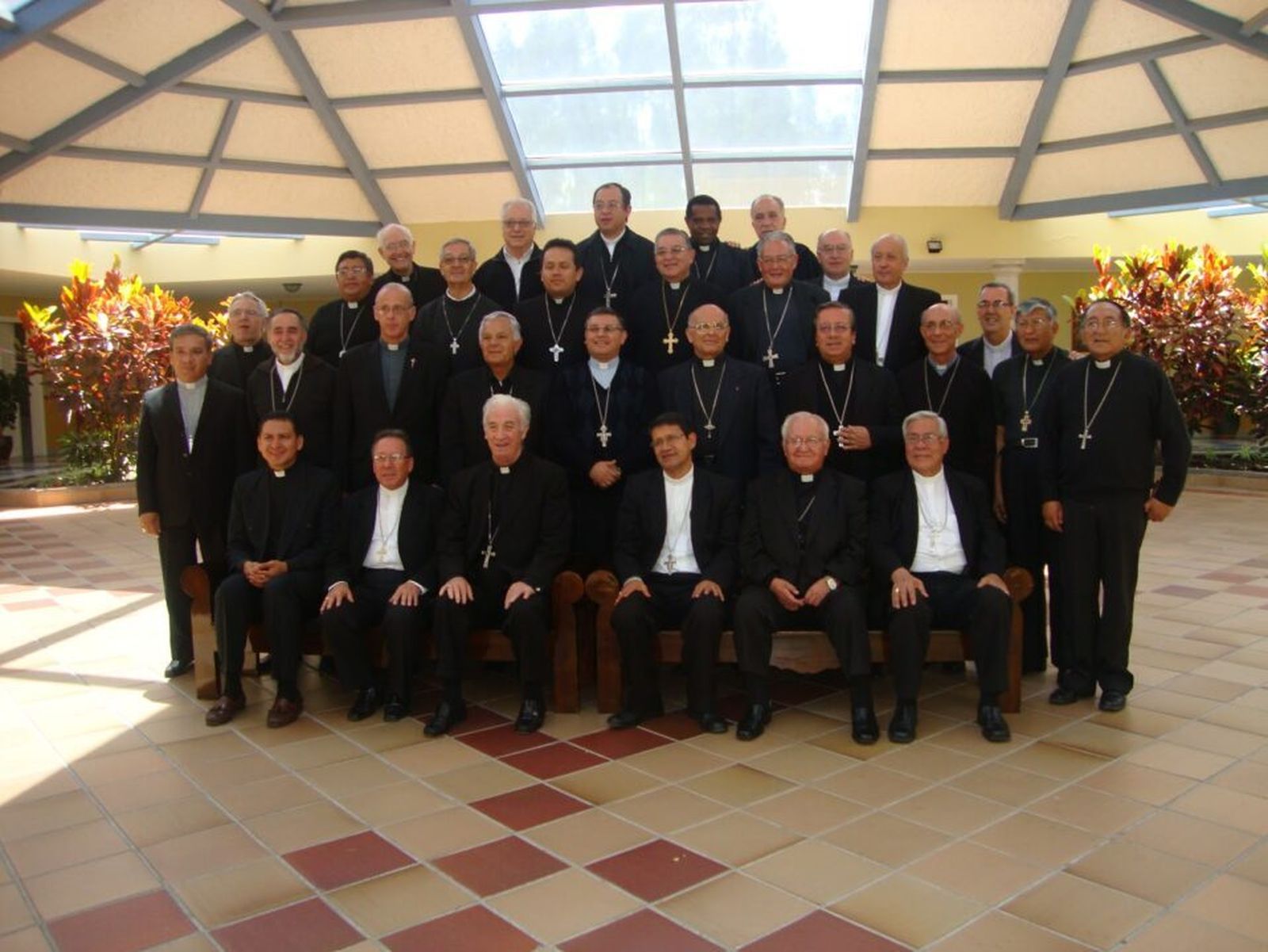 Inseguridad, salud de calidad y nuevo Gobierno: preocupaciones de obispos ecuatorianos