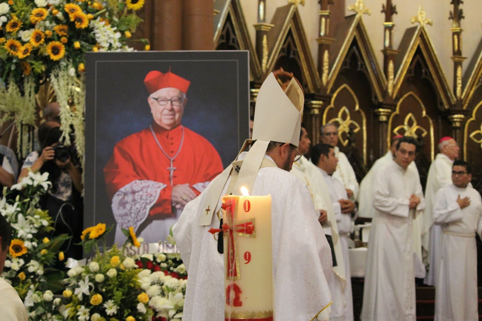 Adiós al cardenal Sergio Obeso