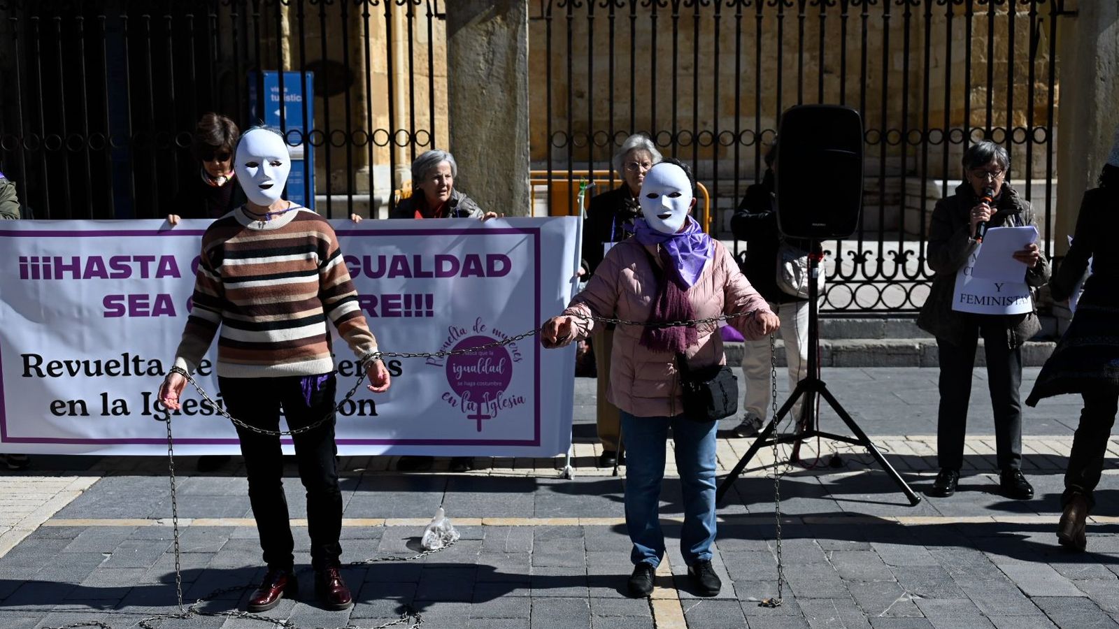Invisibles