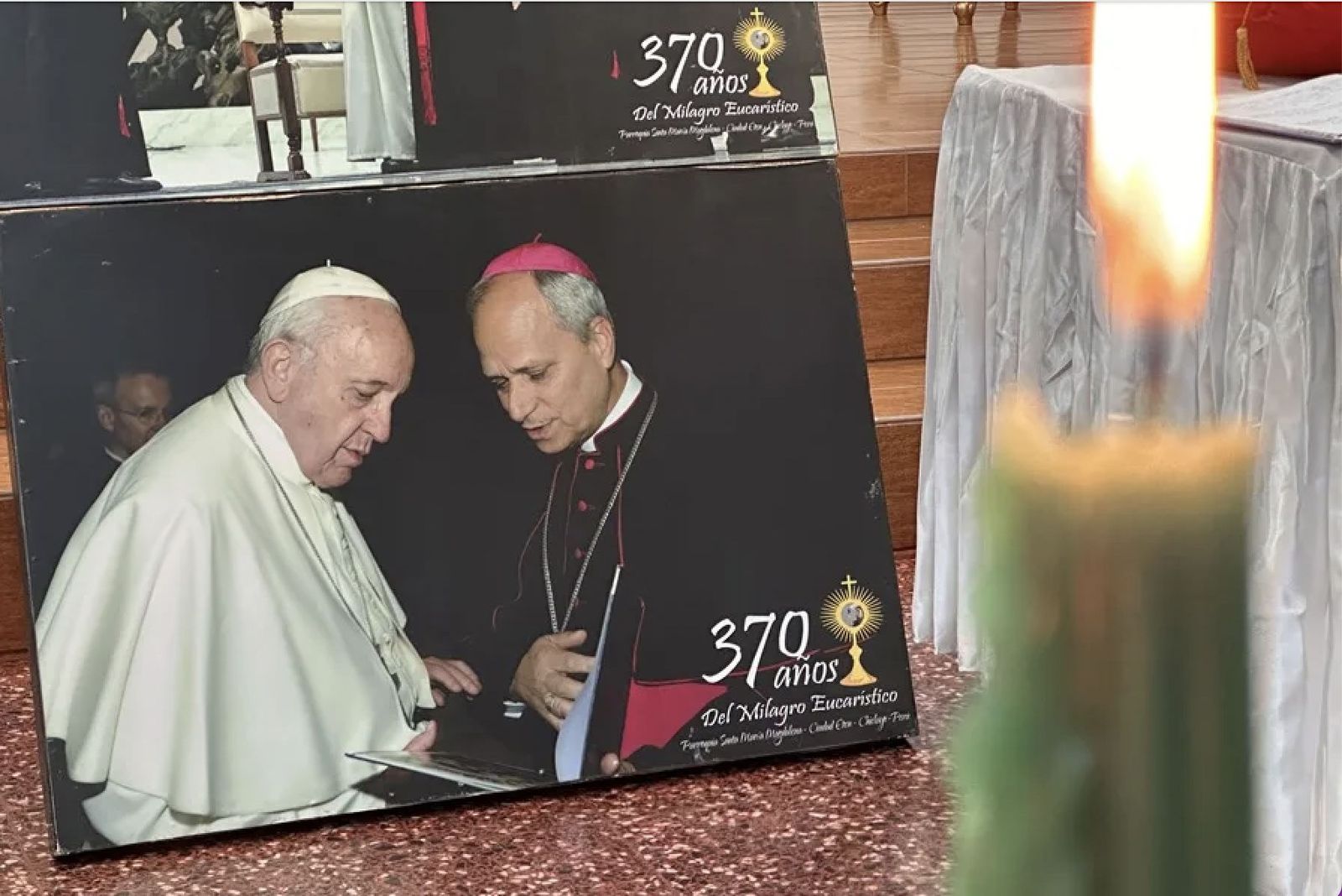 Foto de Prevost con Francisco cuando era obispo de Chiclayo