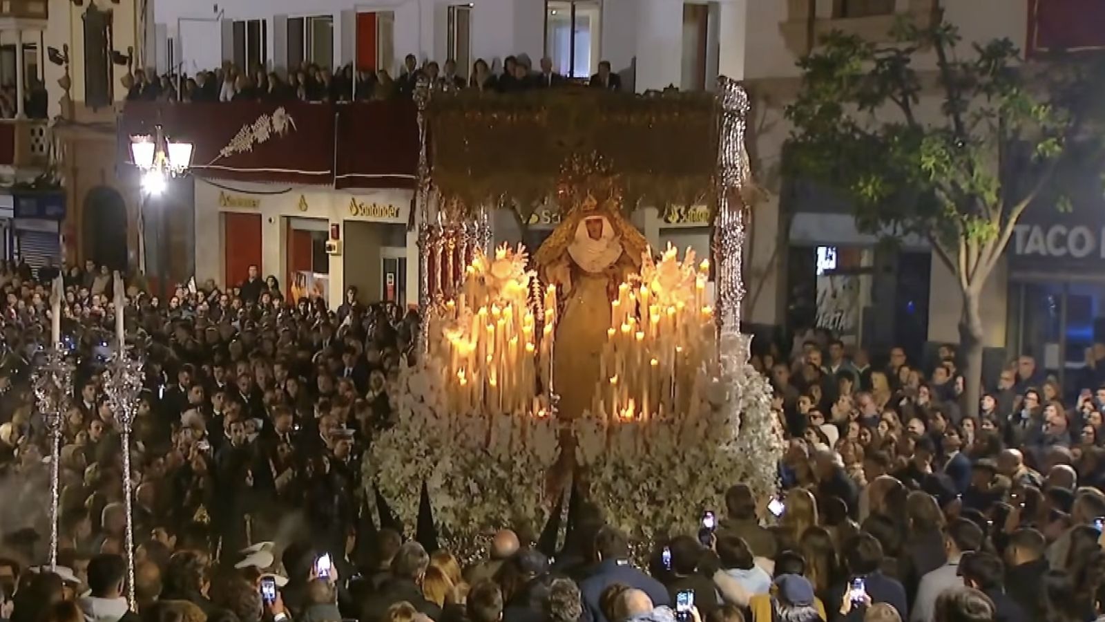 La Madrugá de Sevilla