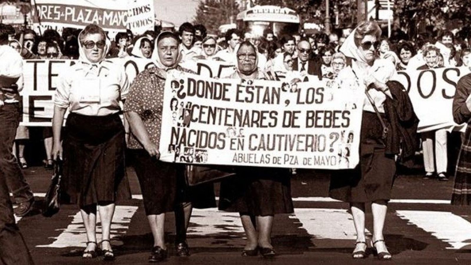 Manifestación de las Madres de la Plaza de Mayo