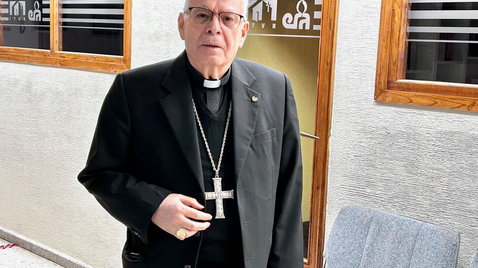 El cardenal Bocos, en la sede del ITVR, en Madrid