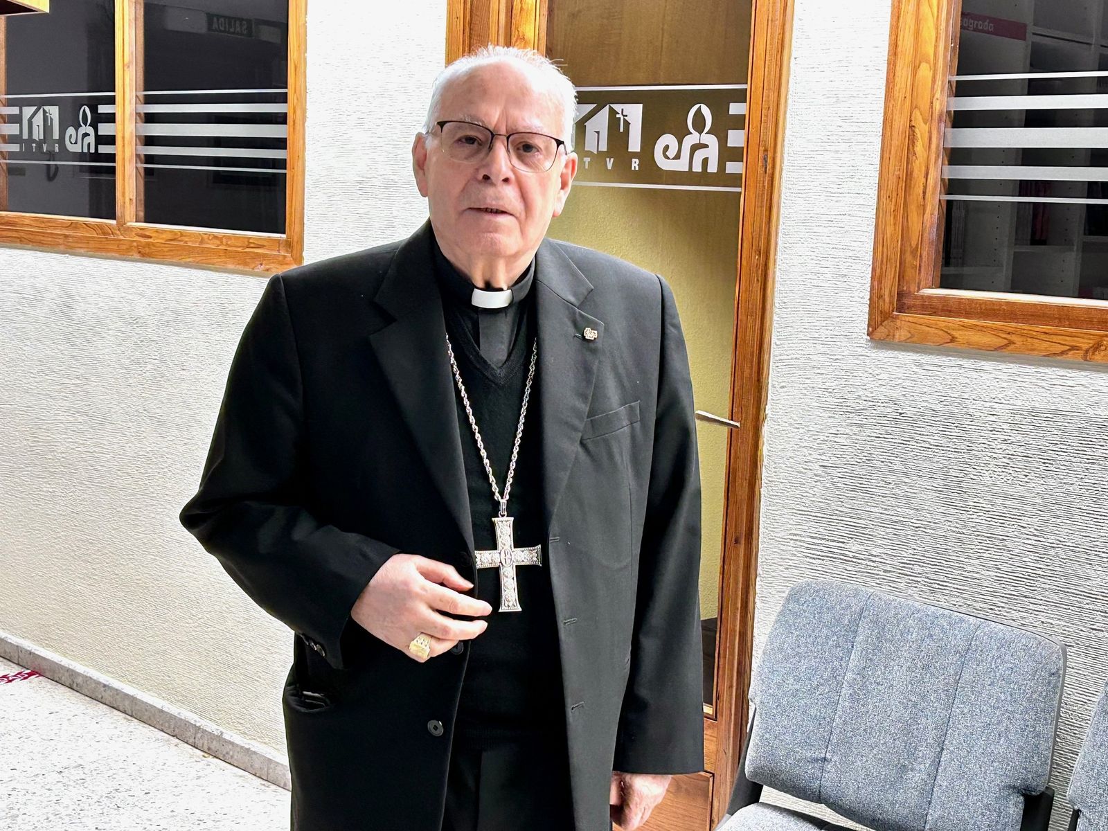 El cardenal Bocos, en la sede del ITVR, en Madrid