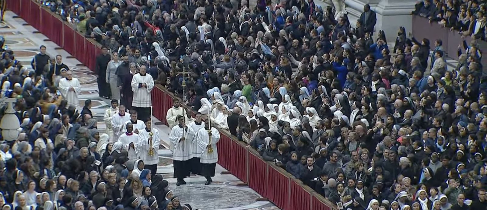 Religiosos de todo el mundo se dan cita en el Vaticano