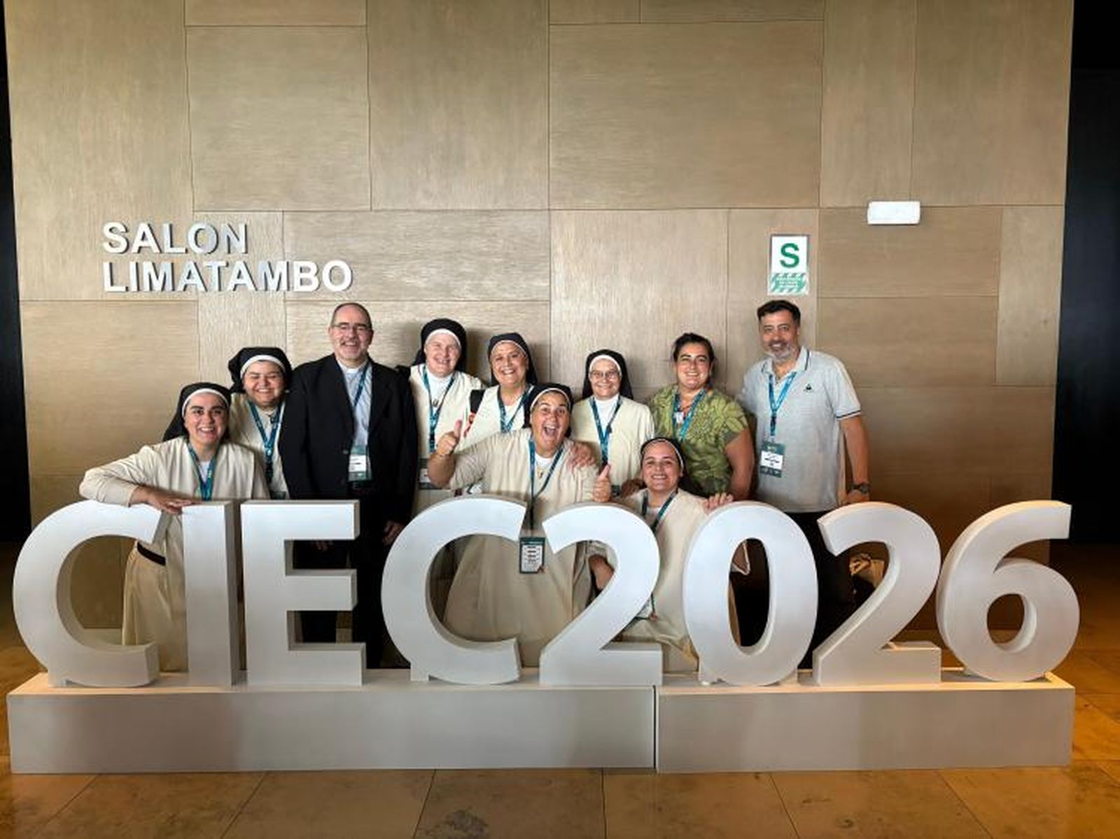 Delegacion argentina en Congreso de la CIEC