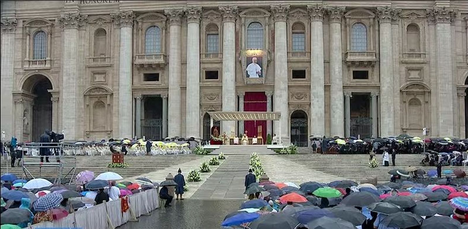 Francisco presidió la beatificación de Juan Pablo I