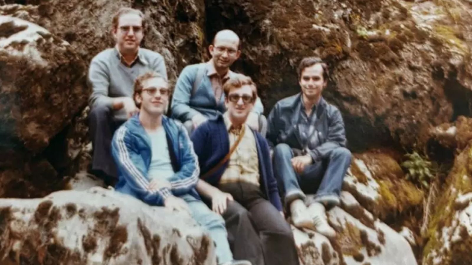 El joven Prevost (a la derecha) junto a sus hermanos agustinos