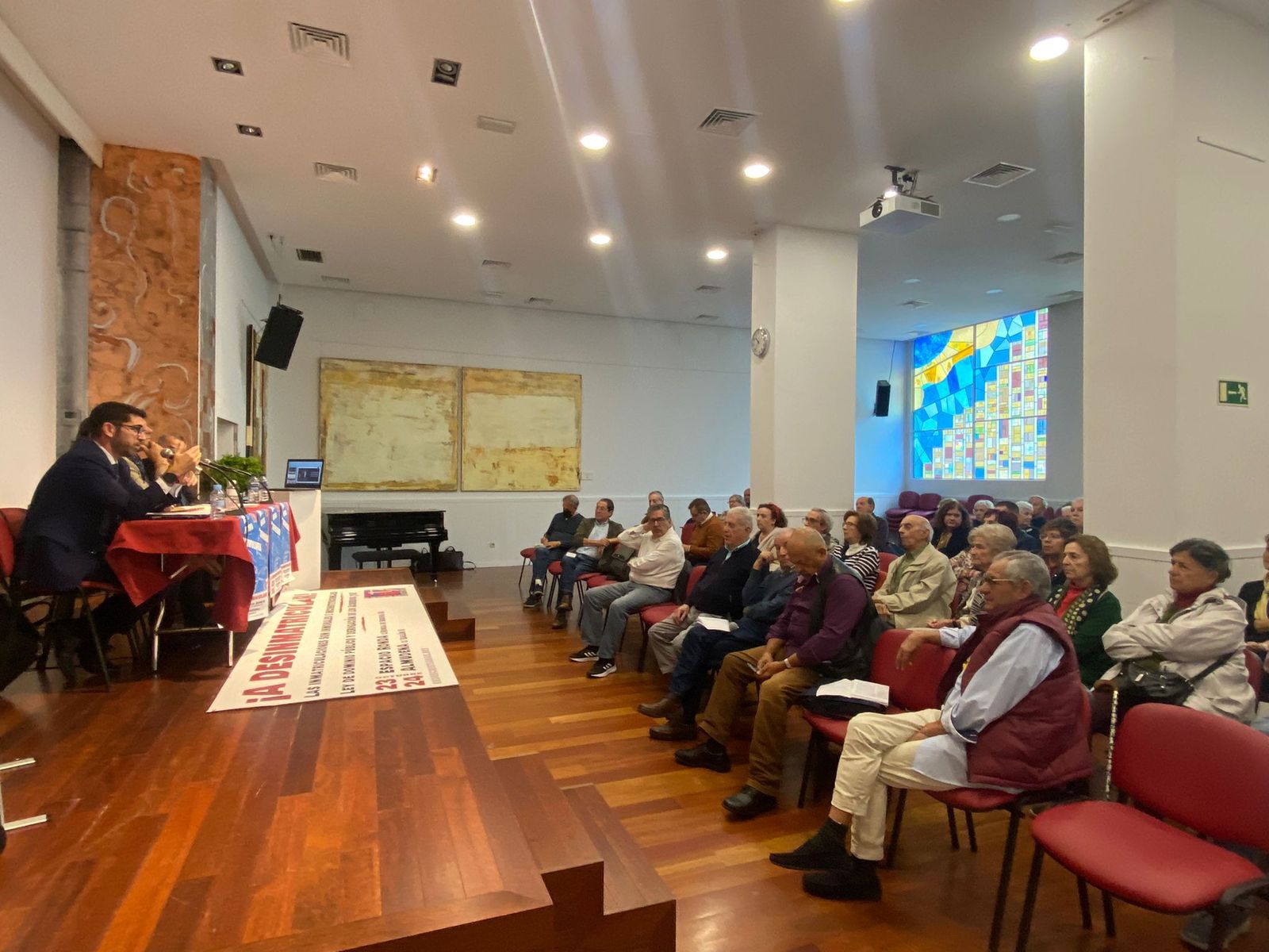 Debate en Espacio Ronda