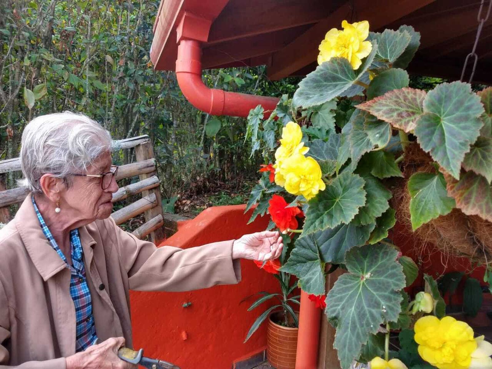 Fabiola Lalinde, como la samaritana, una mujer que nos puede dar de beber
