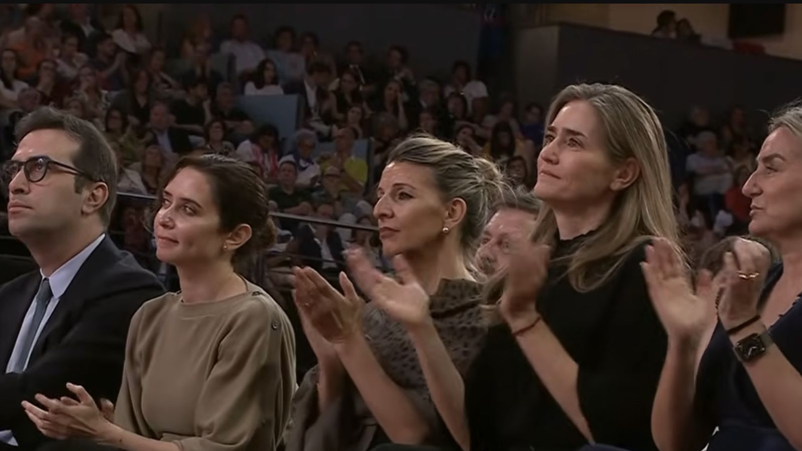 Carlos Cuerpo, Díaz Ayuso, Yolanda Díaz, Agesen ... políticos en el Madrid Arena