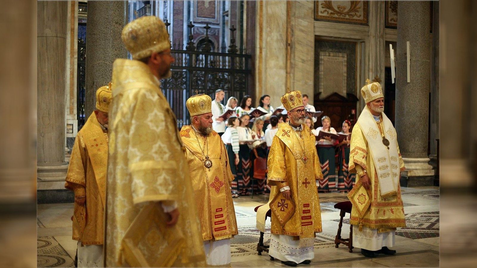 Divina Liturgia en rito bizantino-ucraniano en la Basílica Santa María Maggiore, Roma