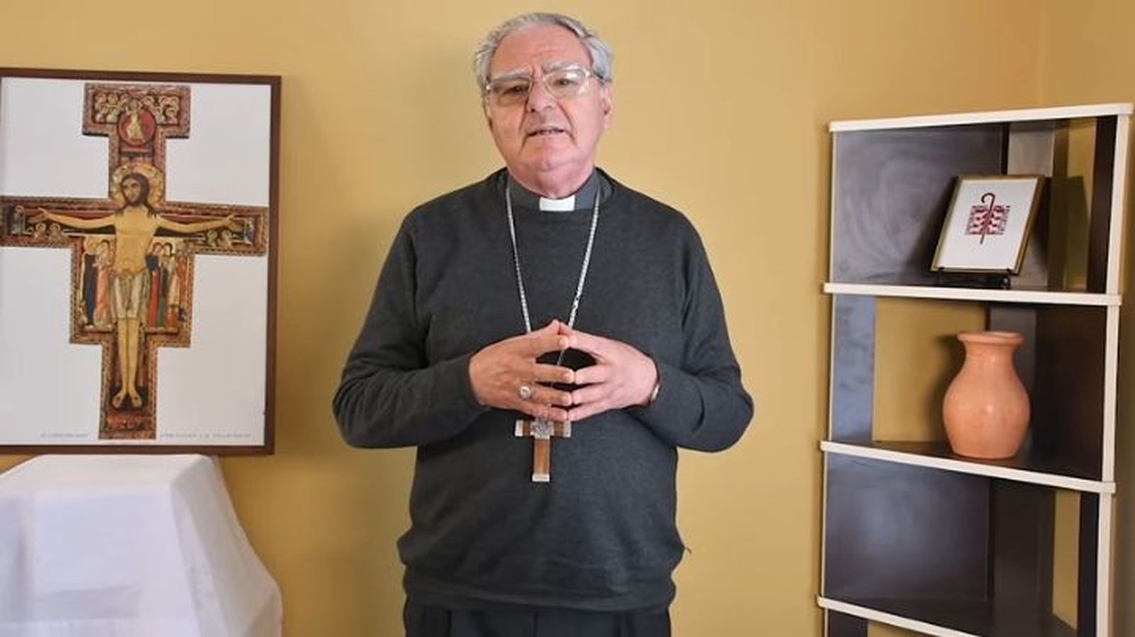 Monseñor Oscar Ojea