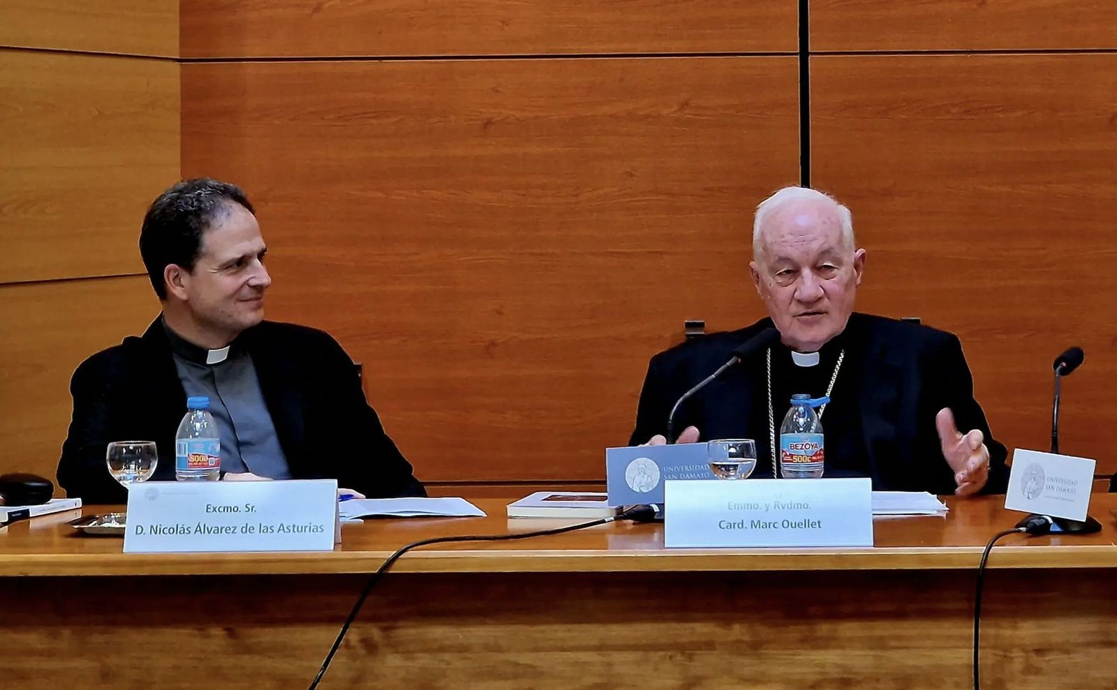 El cardenal Ouellet con el rector de la UESD, Álvarez de las Asturias