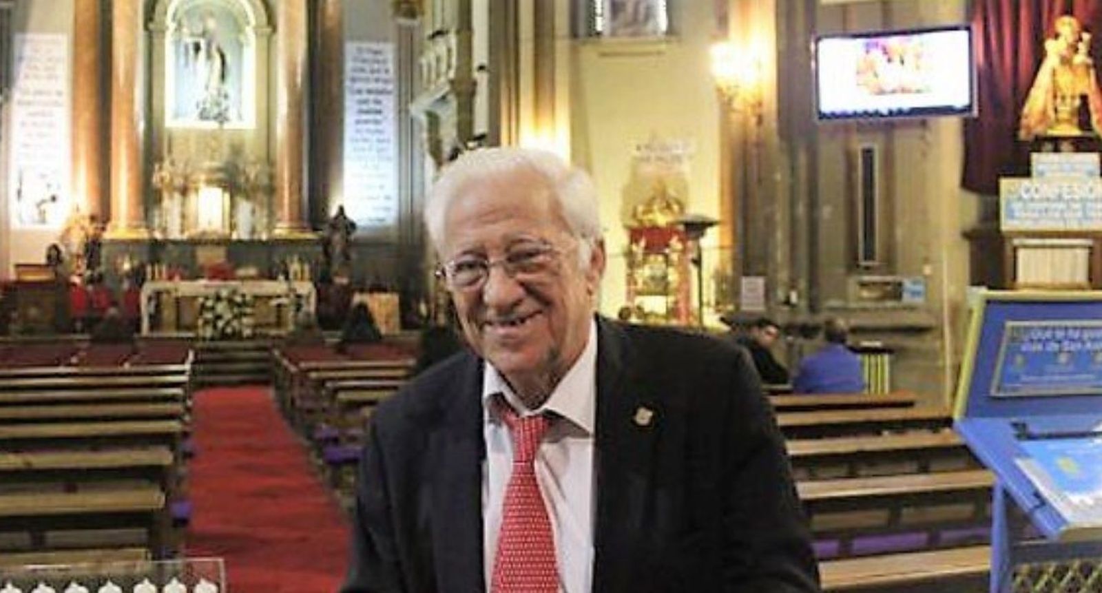 El padre Ángel en San Antón