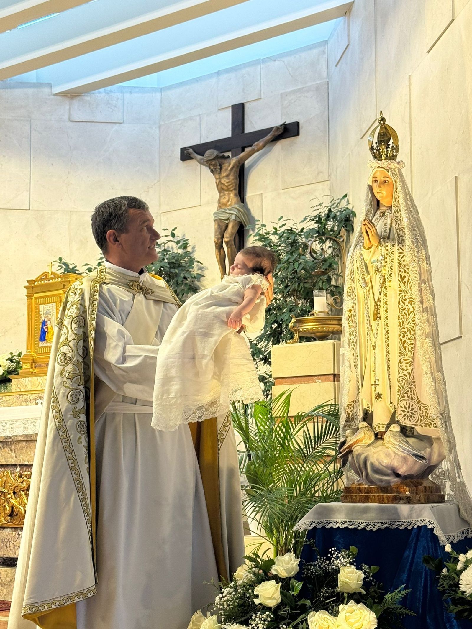 Después de bautizar, ofrecer a Maria