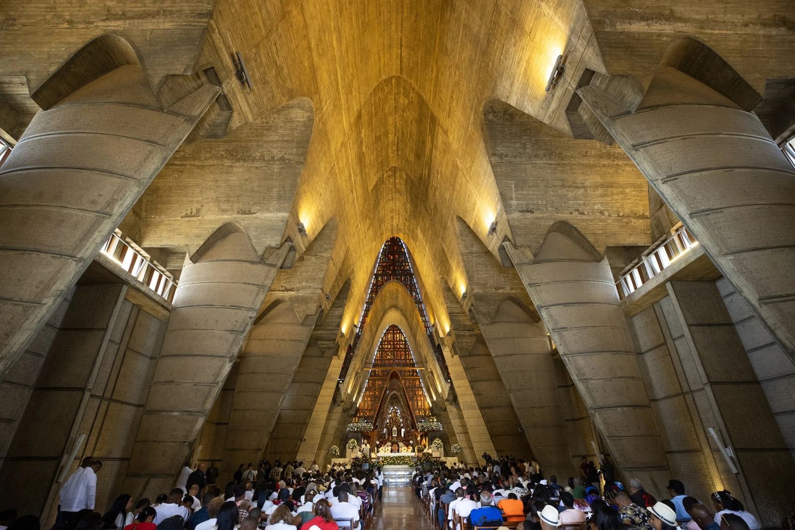 Misa en honor de la Virgen de la Altagracia. Basílica de Higüey, Reuública Dominicana