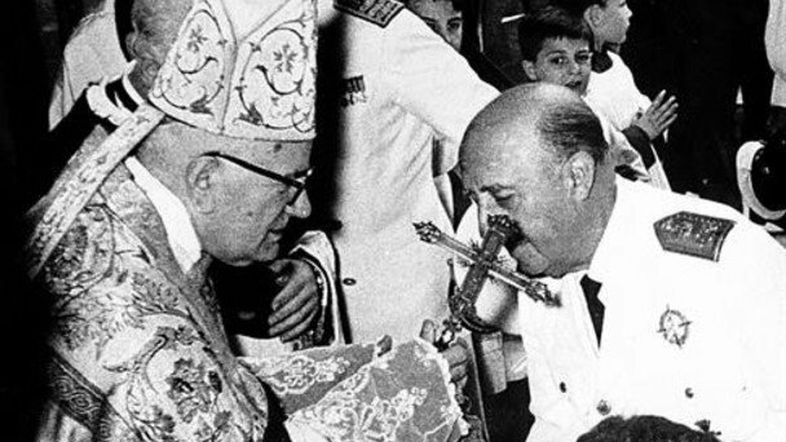 Francisco Franco, en misa