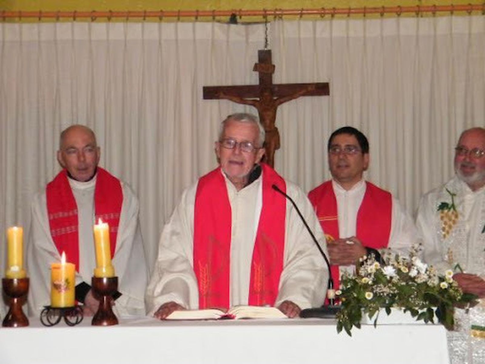 Eugene Barber, sj., sacerdote investigado