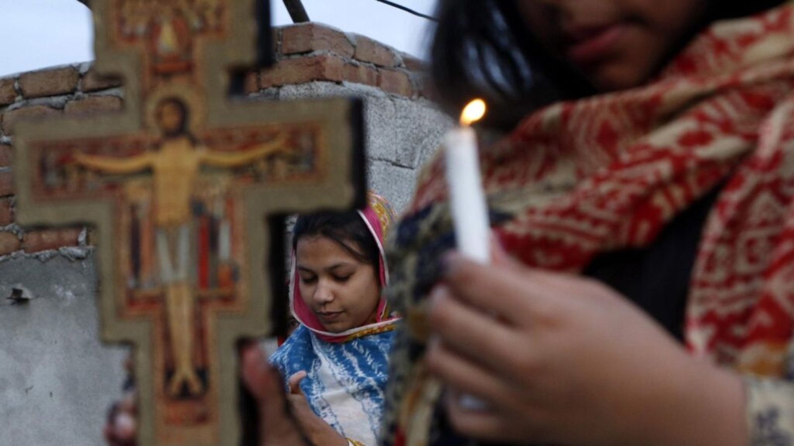 Fieles católicas en Pakistán