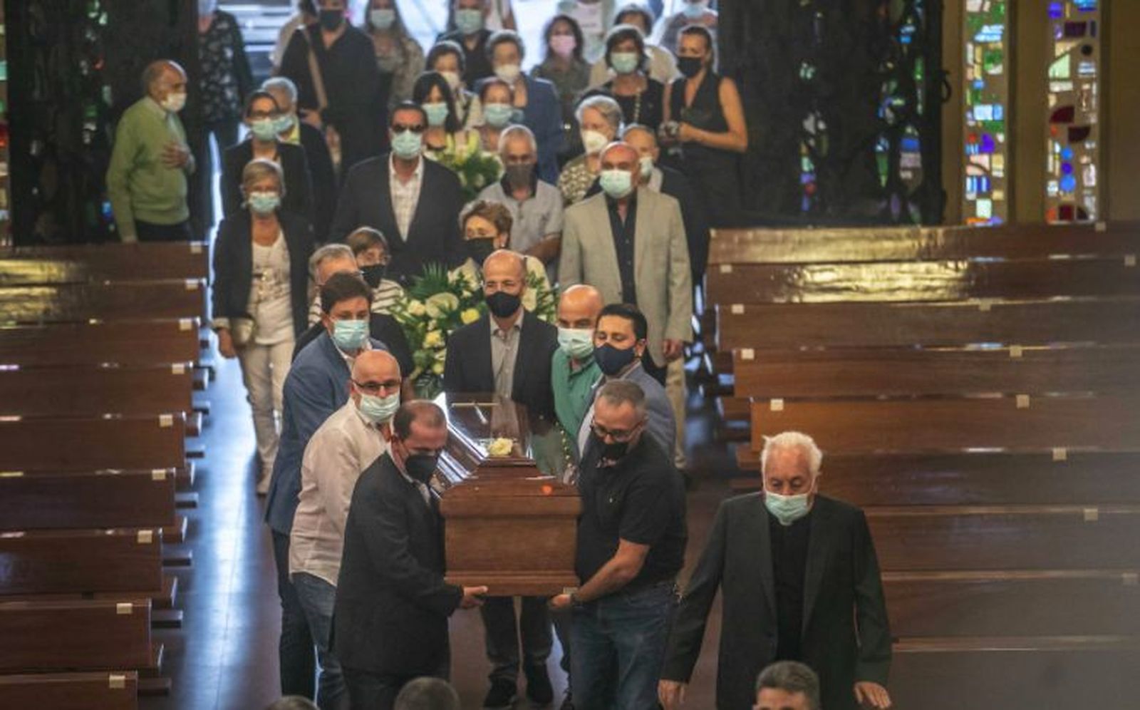 Entrada del féretro de Martínez Somalo