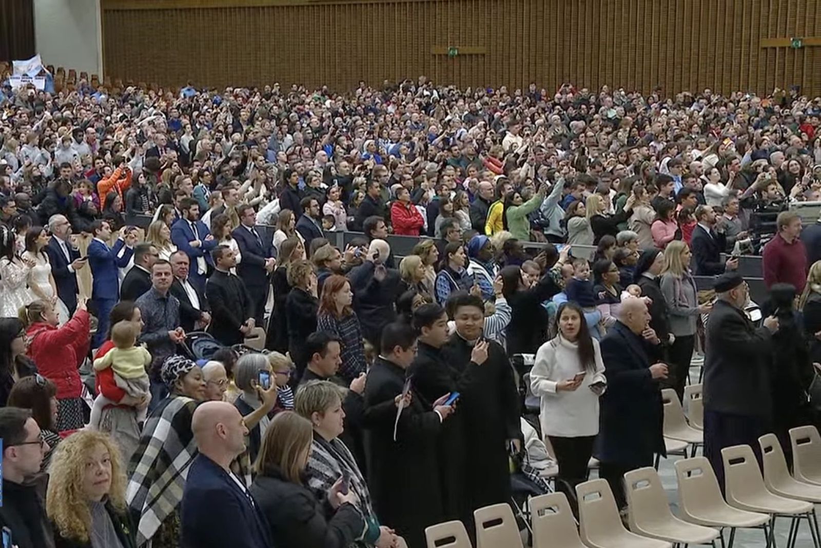 Los fieles durante la audiencia general