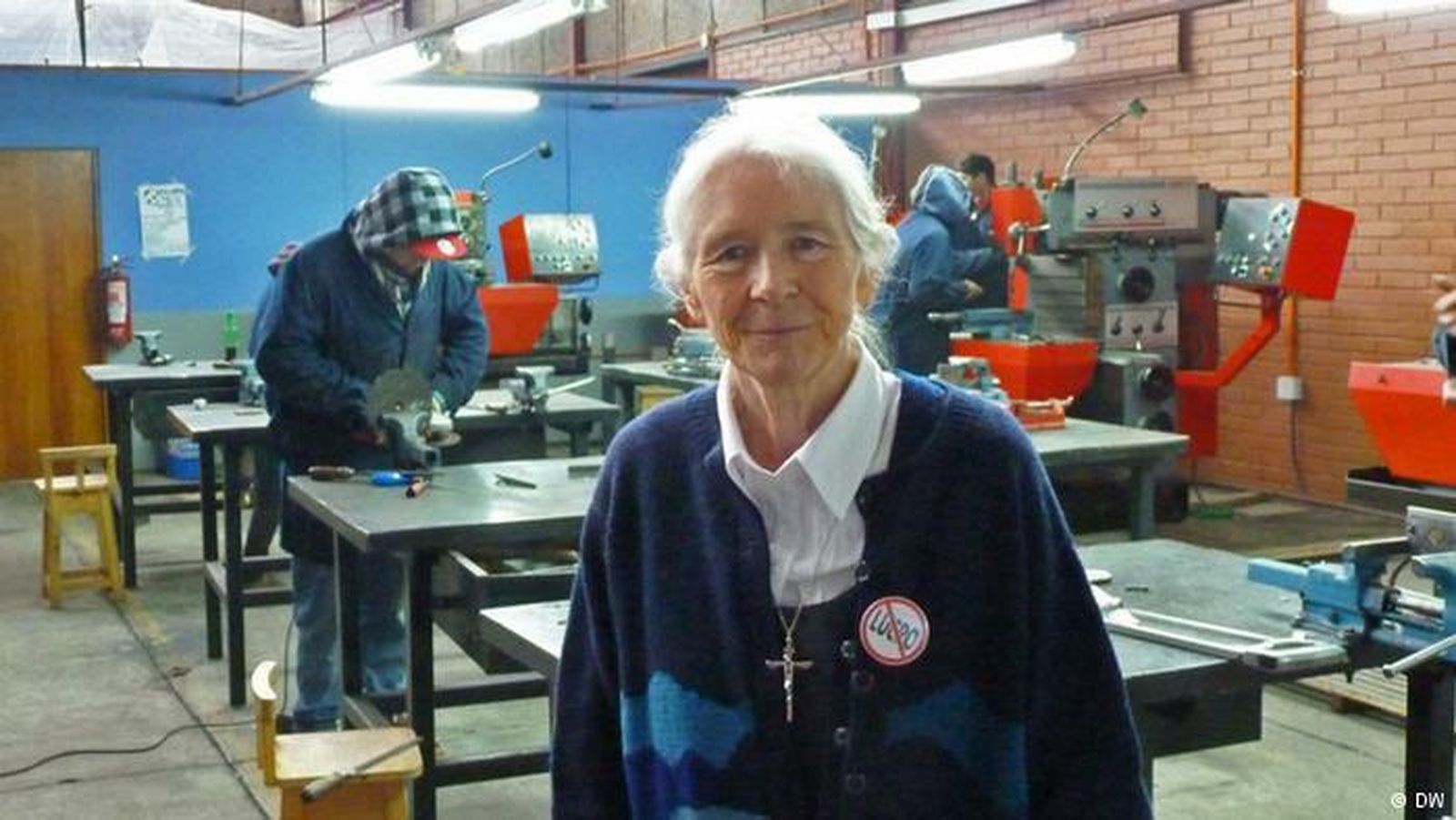 Karoline en un taller