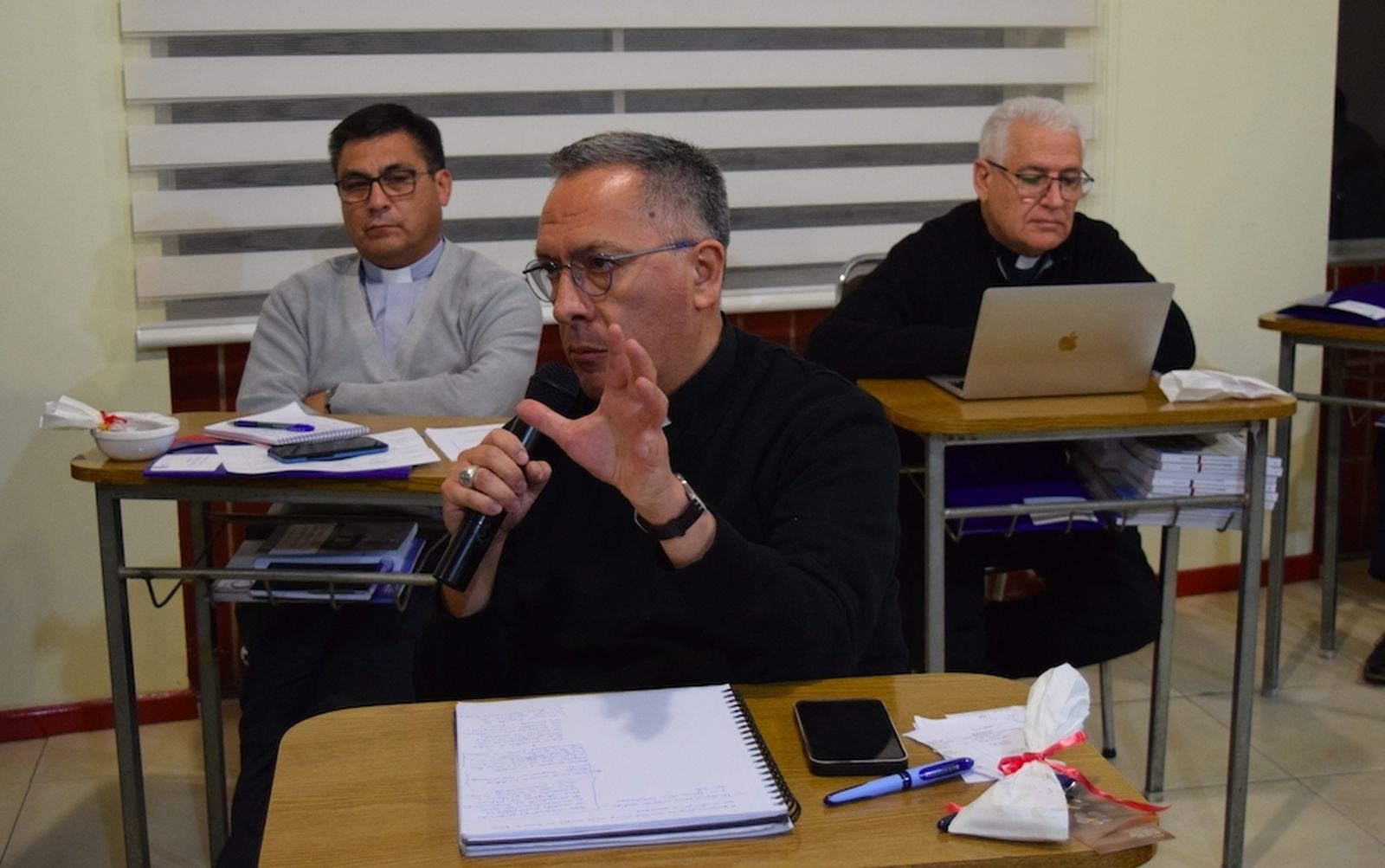 Obispos chilenos en asamblea plenaria