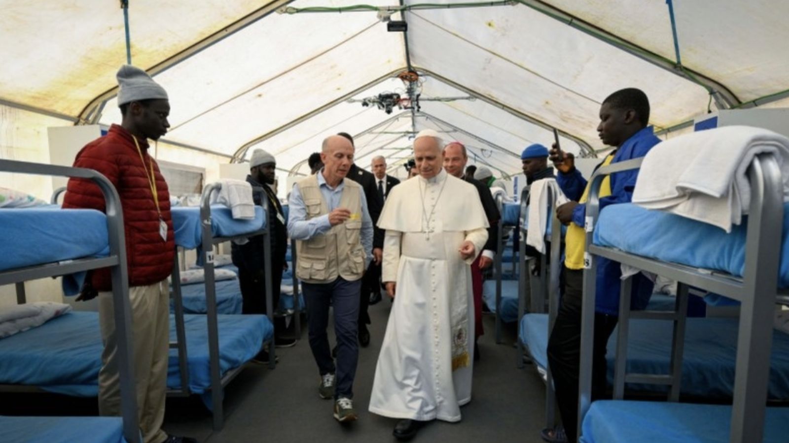 El Papa en el centro de las Raíces de Accem