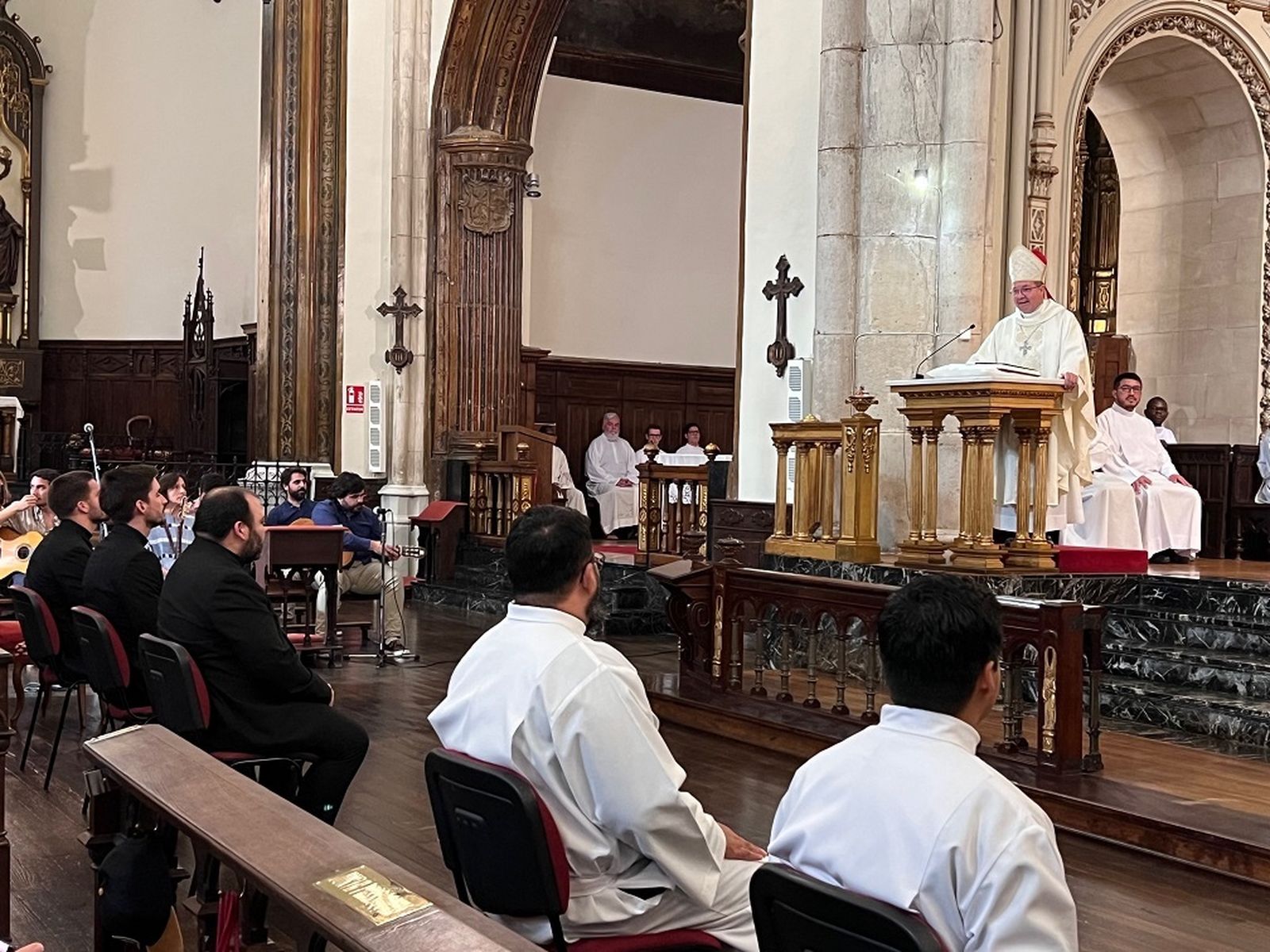 Elizalde ve poco a poco llegar los frutos de sus dos seminarios