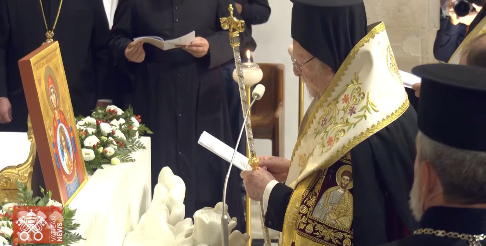 El patriarca Bartolomé bendice el nuevo icono bizantino de la Virgen en el santuario de Loreto
