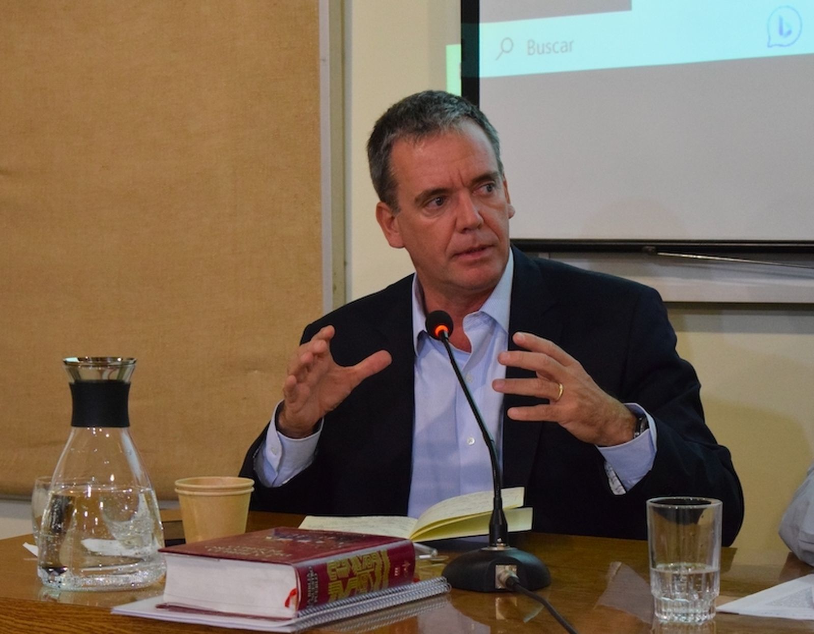 Felipe Arboe, político chileno que expuso sobre la realidad chilena a los obispos en asamblea