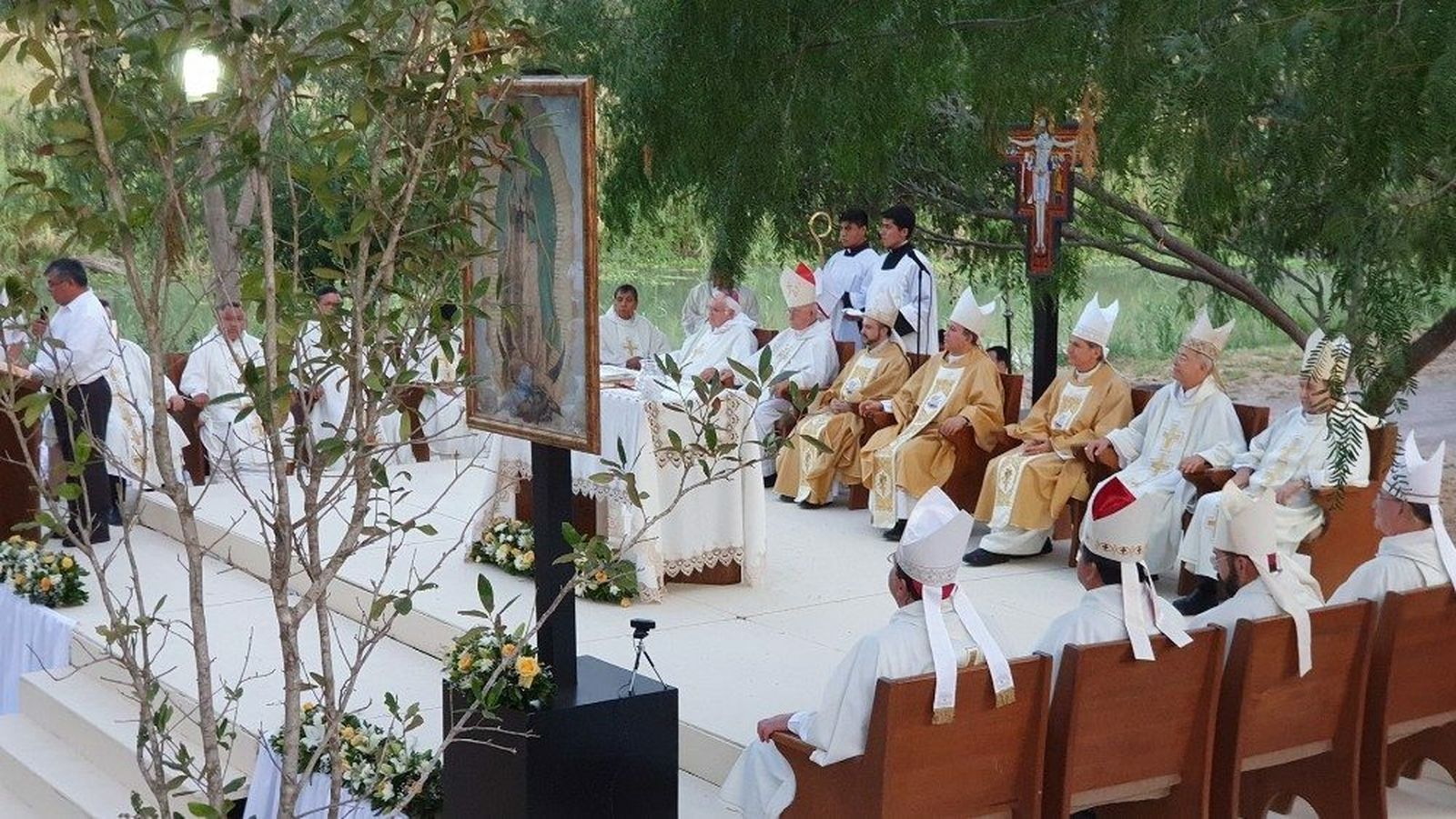 Obispos de la frontera México-EEUU, en Matamoros