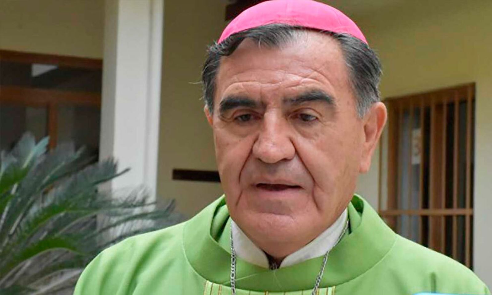 Obispo de México es asaltado en carretera y lo despojan de su anillo episcopal