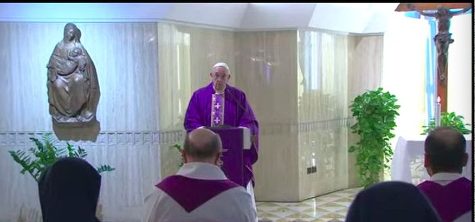 Misa del Papa en Santa Marta