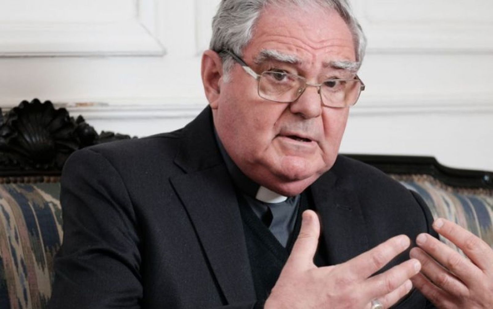 Monseñor Óscar Ojea