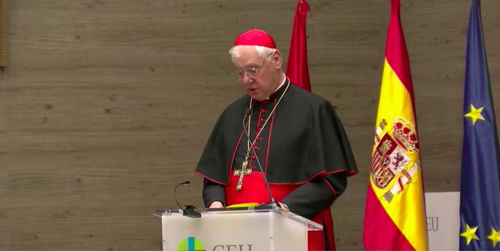 Gerhard Müller, en el CEU