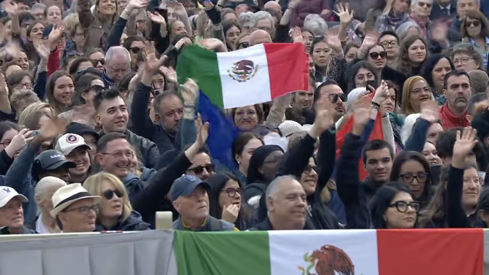 Fieles en la audiencia general del Papa