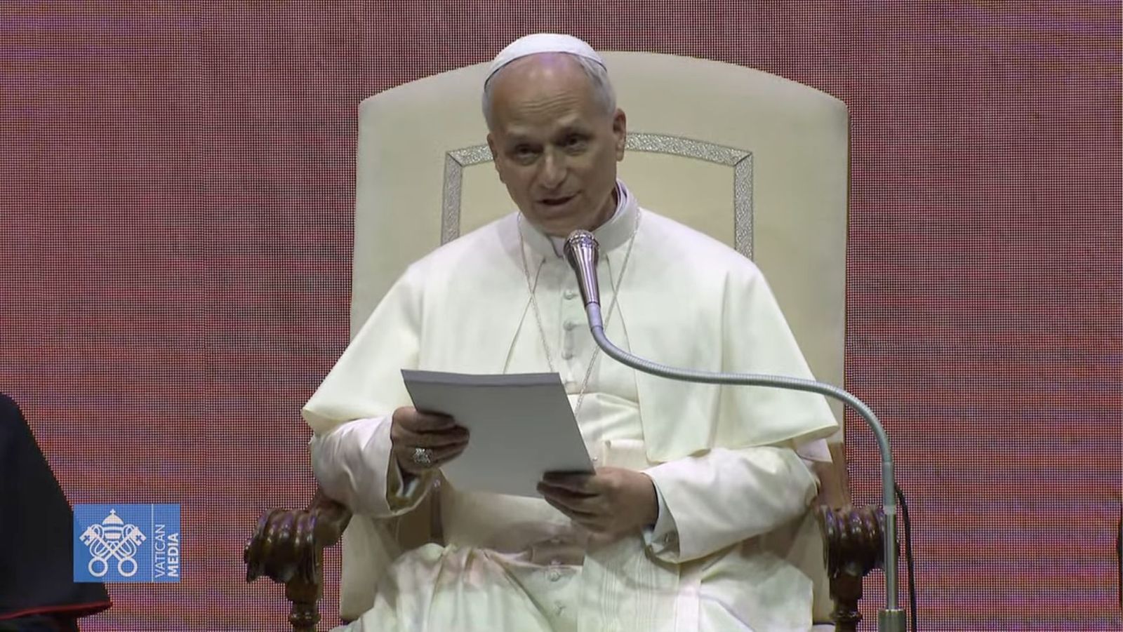 León XVI se dirige a los sacerdotes