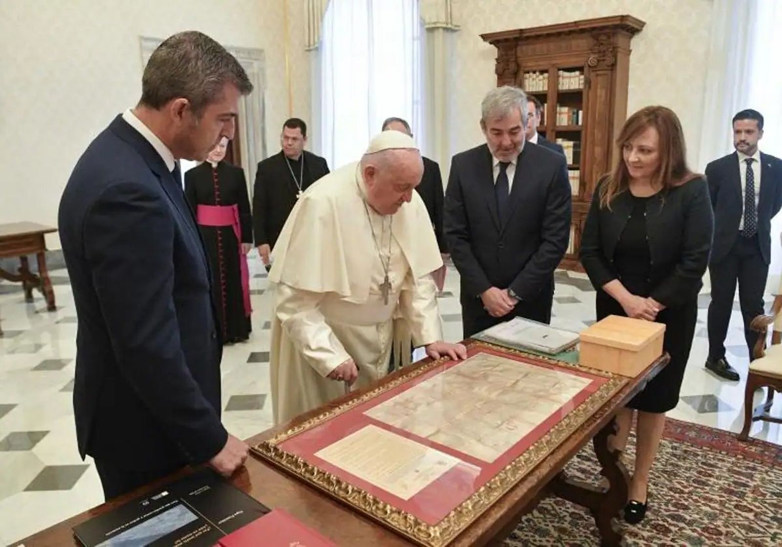 El Papa, con el presidente de Canarias
