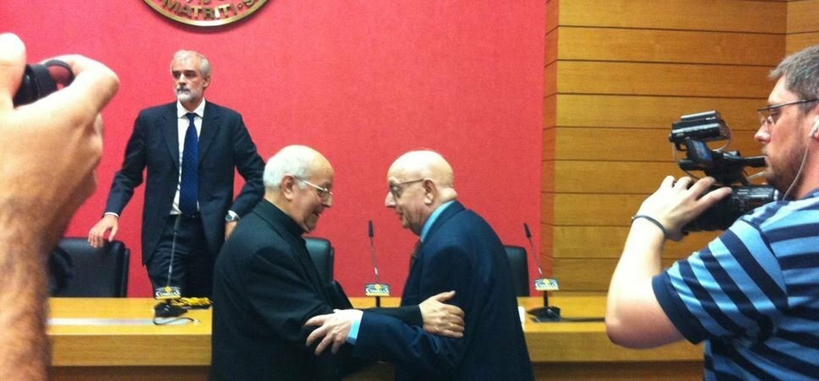Blázquez saluda a Díaz Moreno