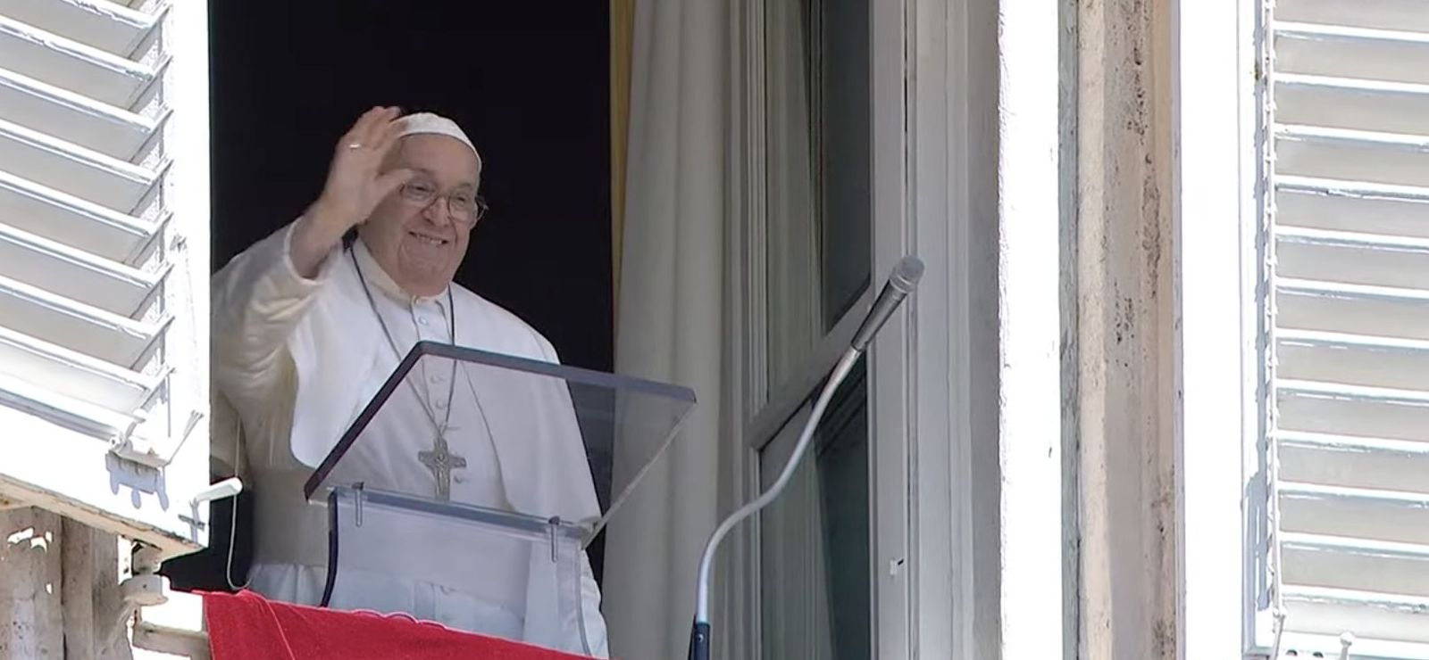 Francisco, en el Angelus