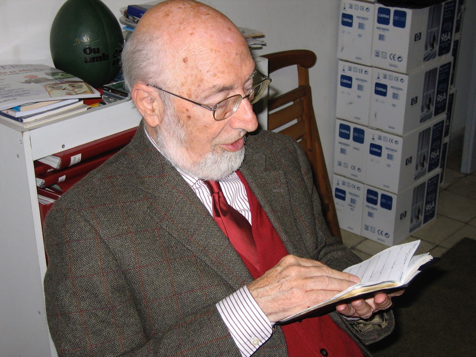 En la redacción de El Ciervo, en 2004.