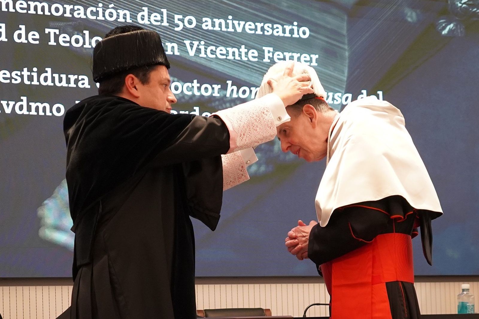 Investidura del cardenal Koch en la UCV