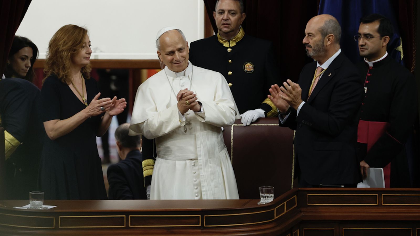 Aplausos al Papa en el Congreso